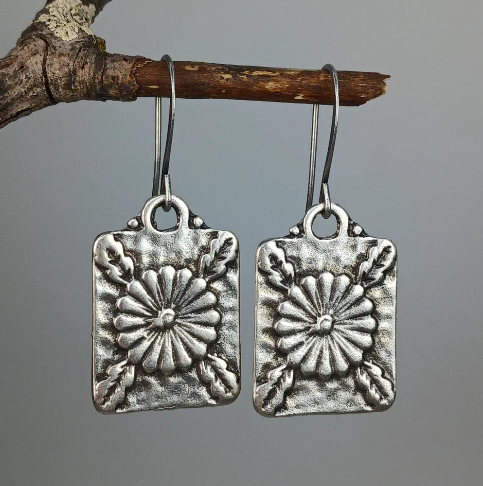 Antique Silver Flower Earrings Rustic Minimalist Garden Vintage Hand Crafted
